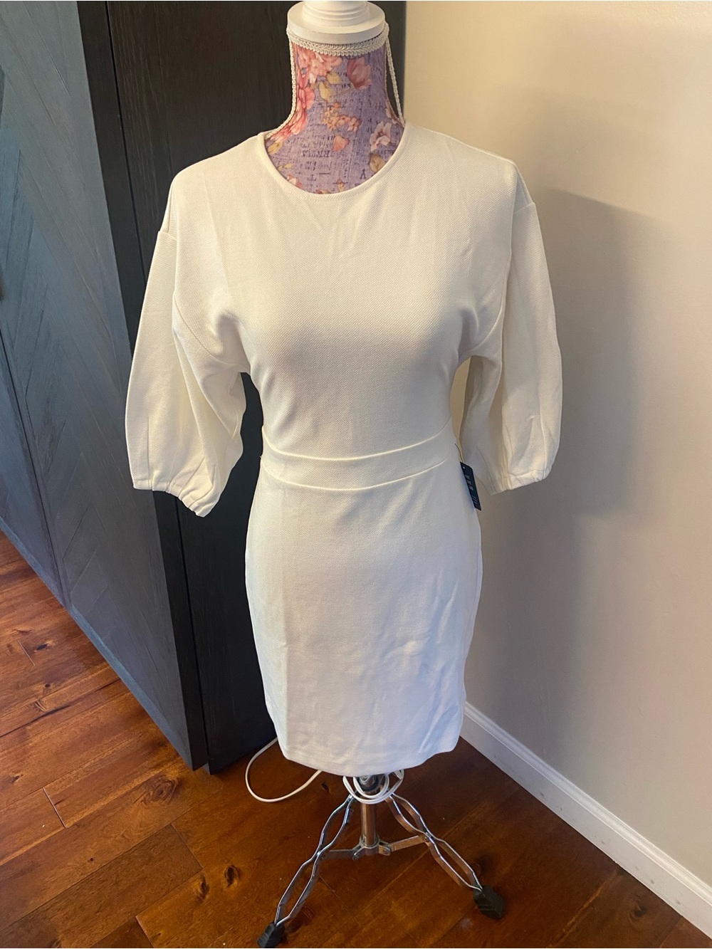 Express cream puff sleeve dress XS NWT